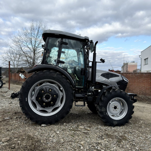 Трактор СКАУТ TB-904С з кондиціонером