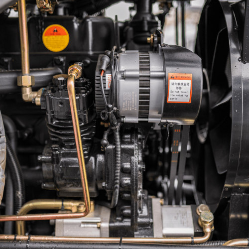 Трактор СКАУТ TD-1104C з кондиціонером