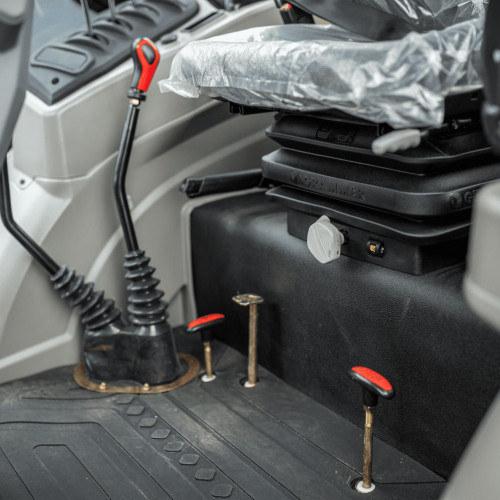 Трактор СКАУТ TD-1104C з кондиціонером