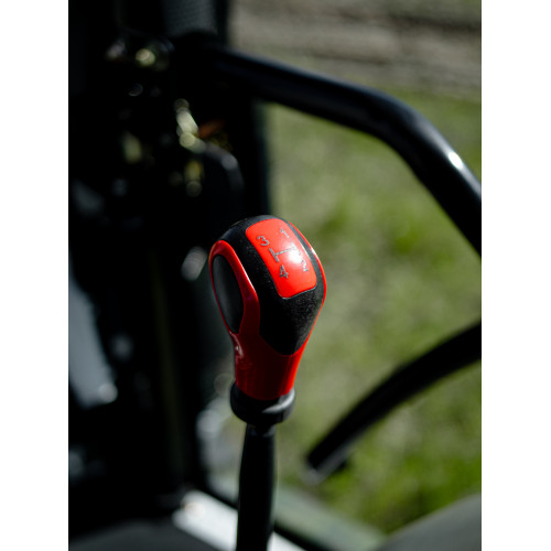 Трактор СКАУТ TD-1304С с кондиционером