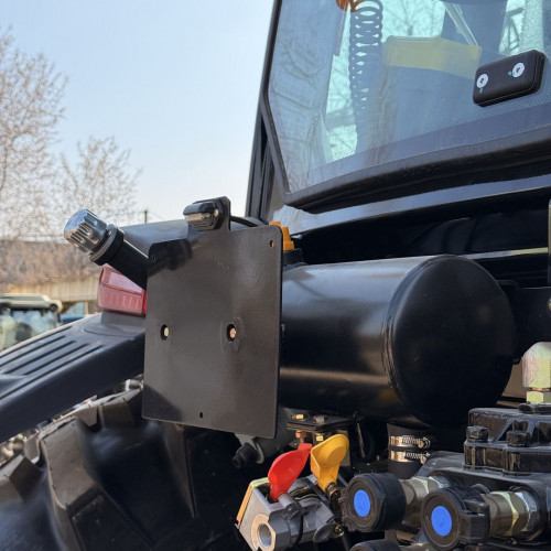 Трактор СКАУТ TD-1304С з кондиціонером