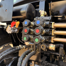 Трактор СКАУТ TD-1304С з кондиціонером