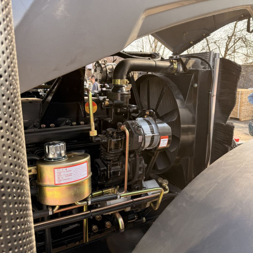 Трактор СКАУТ TD-1304С з кондиціонером