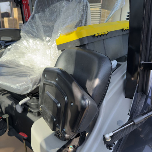 Трактор СКАУТ TD-1304С з кондиціонером