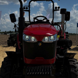 Мінітрактор СКАУТ ТЕ-504 RED з дашком