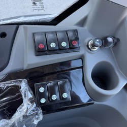 Трактор СКАУТ TB-904С с кондиционером