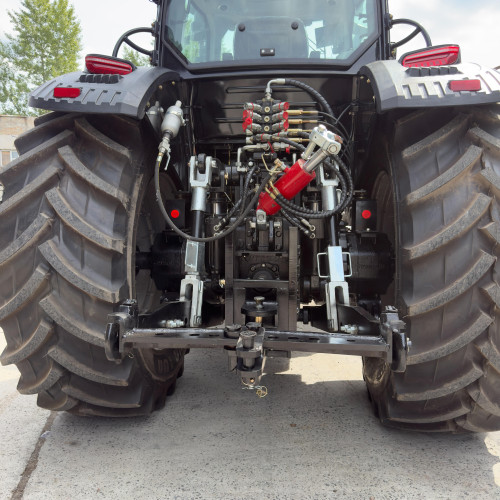 Трактор СКАУТ ТS-2404C с кондиционером
