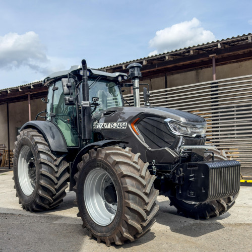 Трактор СКАУТ ТS-2404C с кондиционером