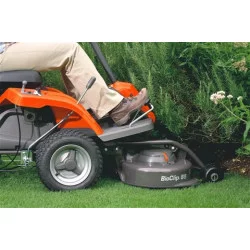 Райдер садовий Husqvarna R 111 B5